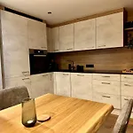 Διαμέρισμα Liesl - Zell Am By Interhome