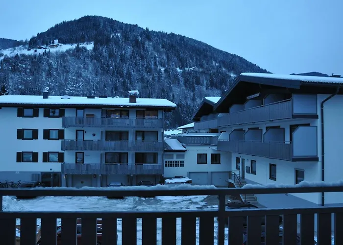 Liesl - Zell Am By Interhome アパート ツェル アム ゼー